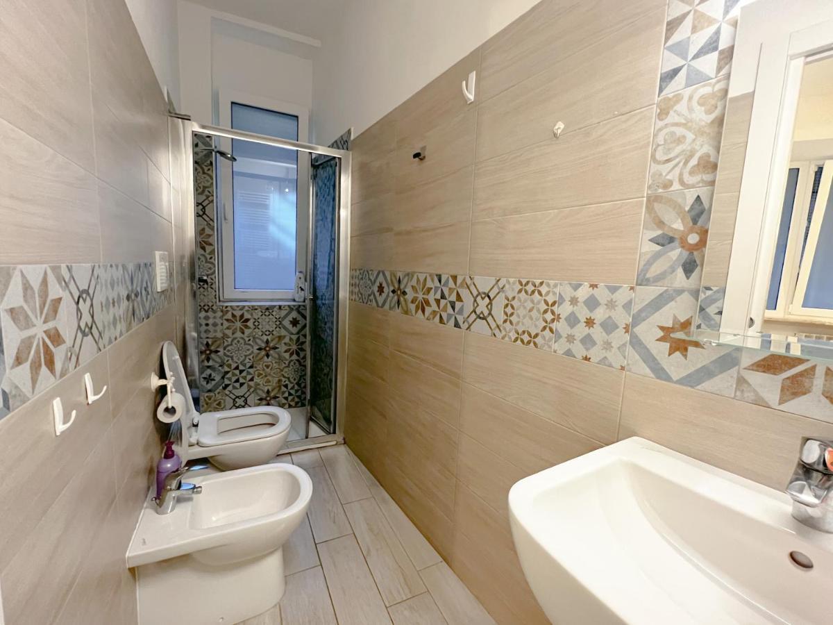 Confortable And Centrally Milan Flat ภายนอก รูปภาพ